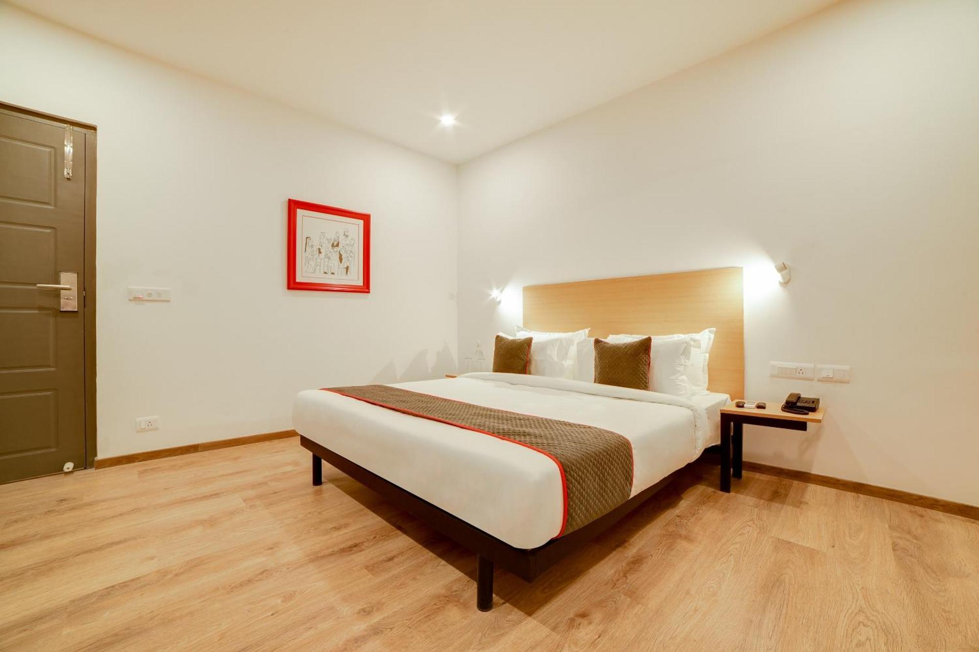 Super Townhouse Hosur Main Road Bommanahalli Near Gopalan Innovation Mall Μπανγκαλόρ Εξωτερικό φωτογραφία